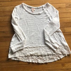 Long sleeve white lace accent shirt by Mossimo Supply Company in XS